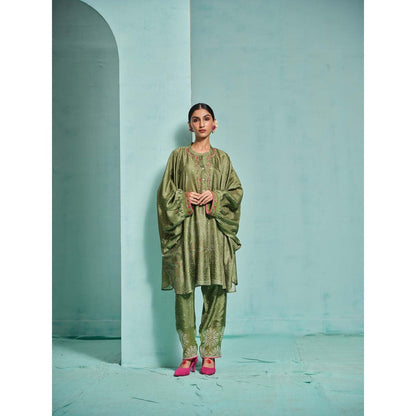 The Clothing Therapy Green Kaftan with Pant (Set of 2)