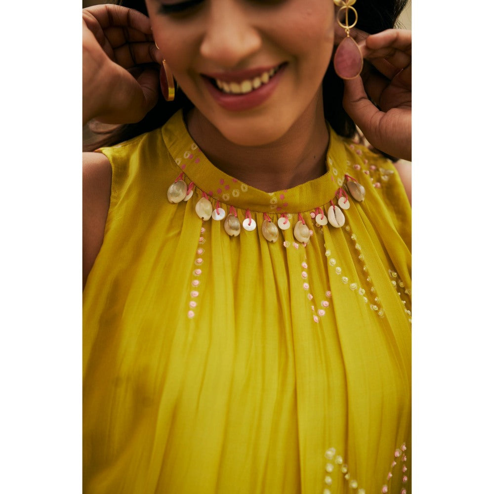 The Clothing Therapy Yellow Halter Neck Kurta with Straight Pant