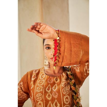 The Clothing Therapy Orange Round Yoke Circular Cut Kurta with Pant