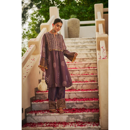 The Clothing Therapy Deep Purple Square Yoke Circular Cut Kurta with Pant