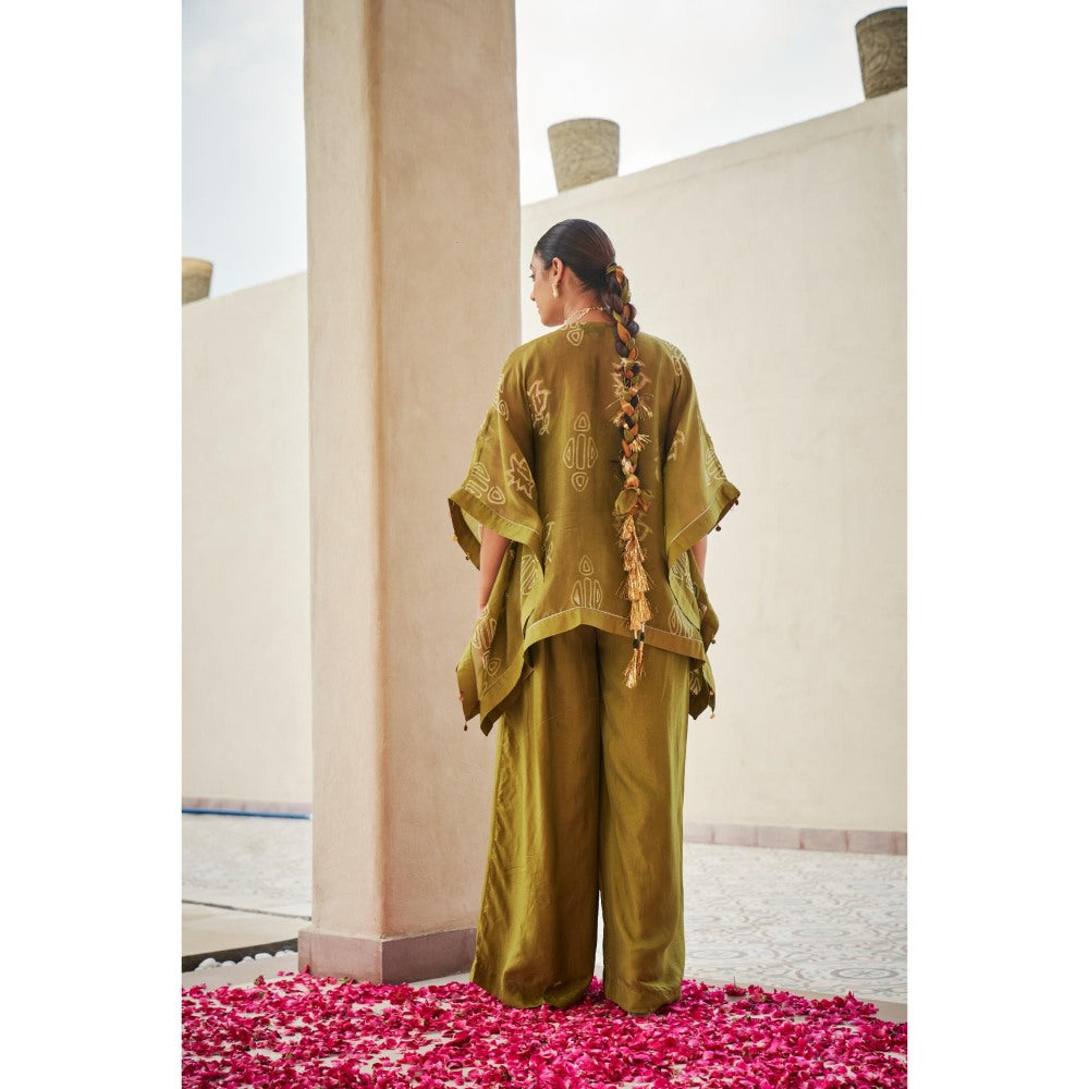 The Clothing Therapy Lime Green Pleated Bustier with Palazzo and Kaftan