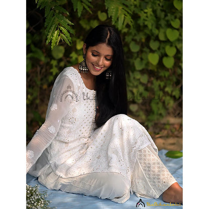 The Chikan Label White Premium Mukaish Viscose Kurta With Inner