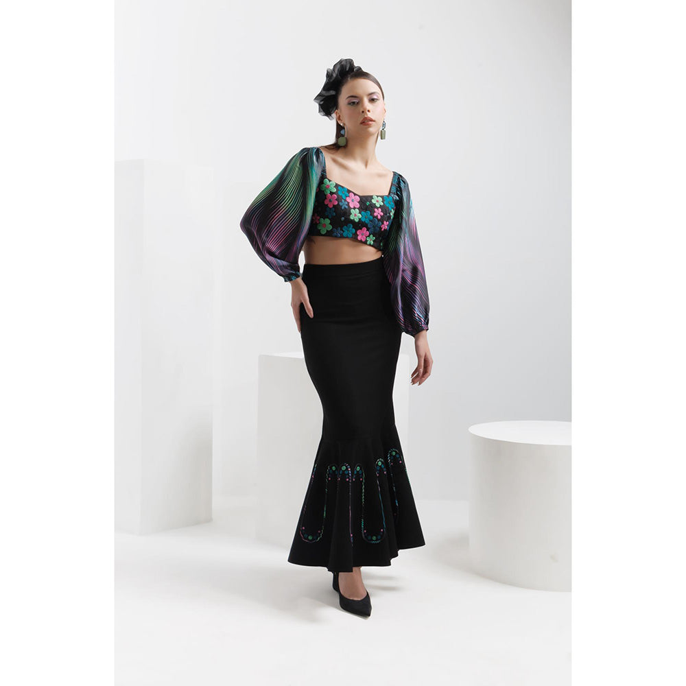 THE SILK LOVE Black Waves Peplum Skirt with Poppy Crop Top