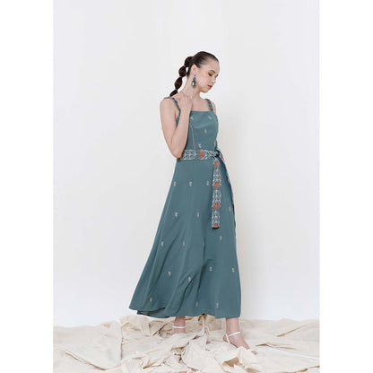 THE SILK LOVE Forest Green Sweet Knot Dress with Belt