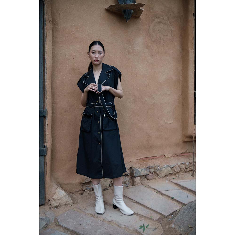 The Terra tribe Black Harajuku Trench Coat Dress with Belt (Set of 2)