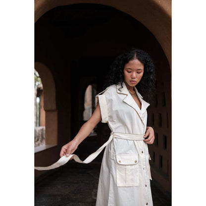 The Terra tribe Off White Harajuku Trench Coat Dress with Belt (Set of 2)