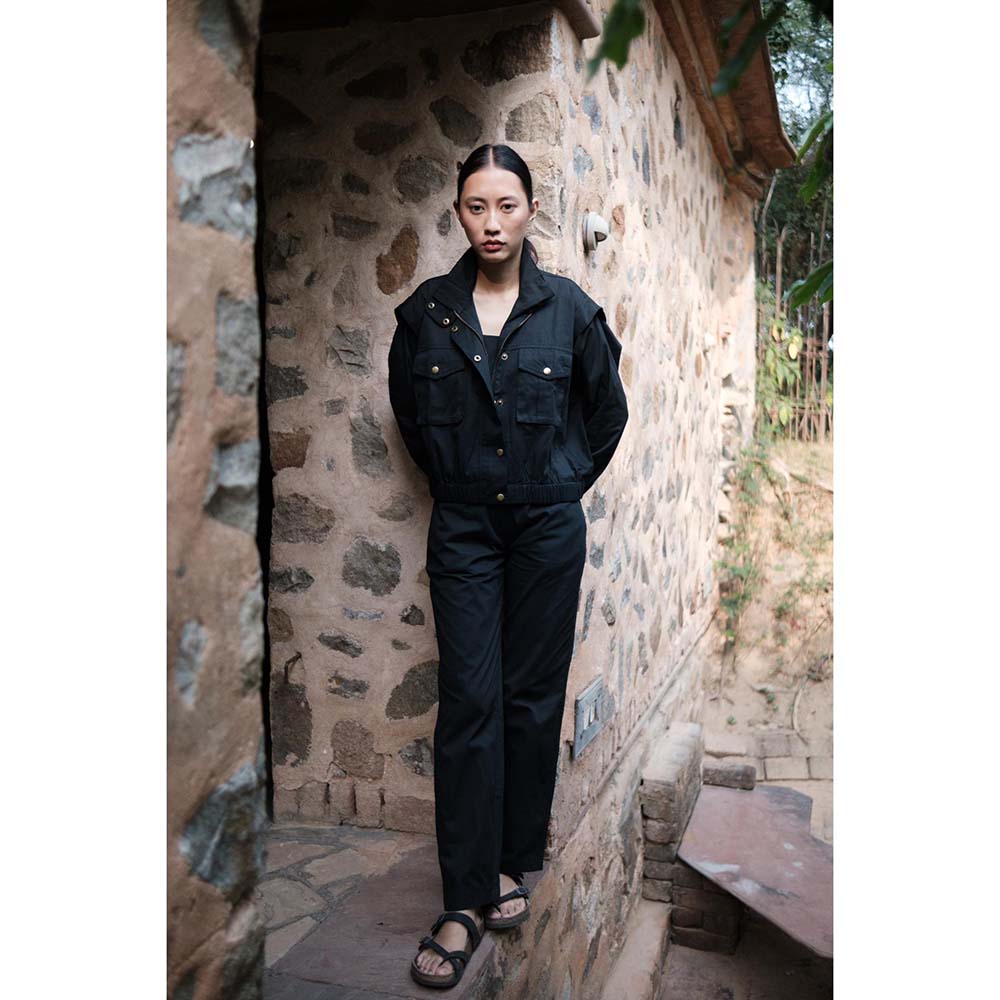 The Terra tribe Black Sheldon Cropped Jacket