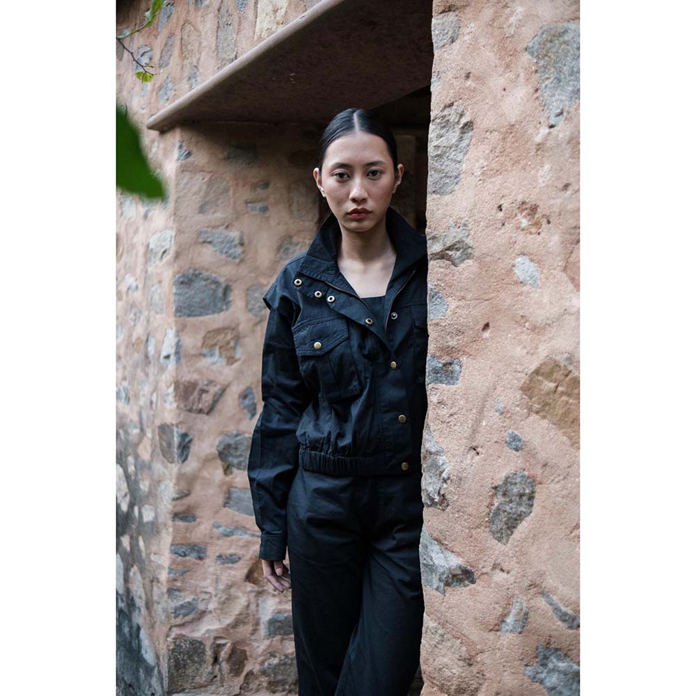 The Terra tribe Black Sheldon Cropped Jacket