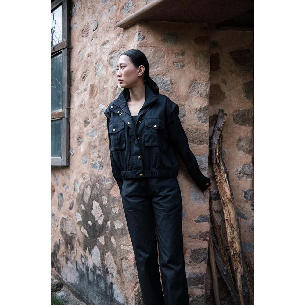 The Terra tribe Black Sheldon Cropped Jacket