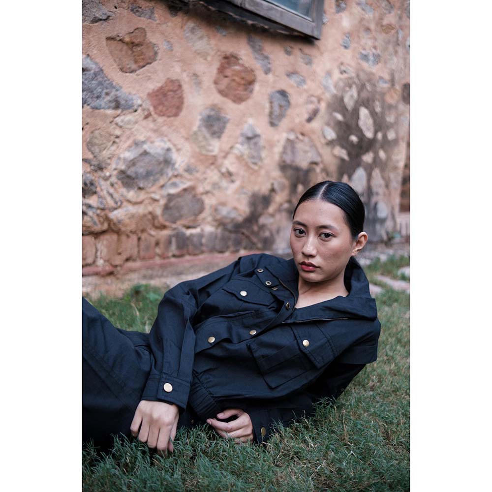 The Terra tribe Black Sheldon Cropped Jacket