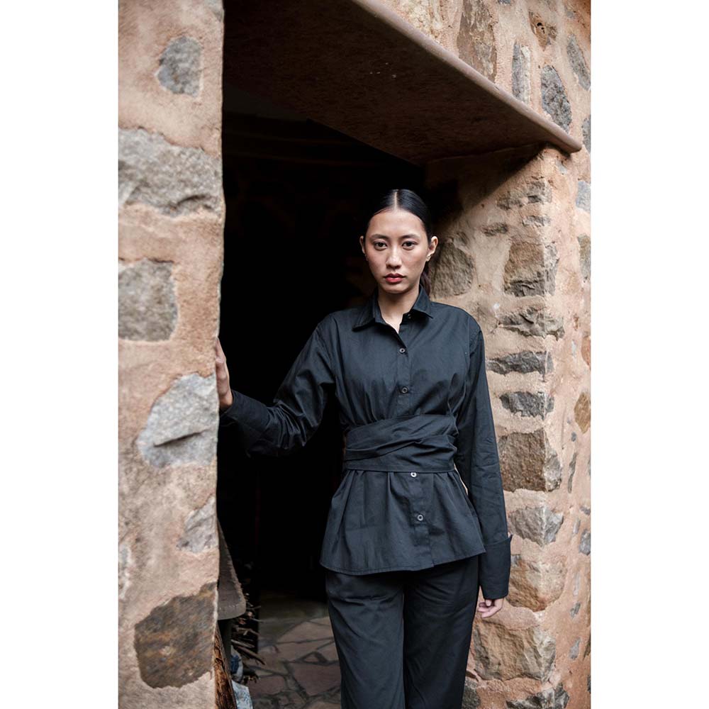 The Terra tribe Black Nara Front Knot Shirt