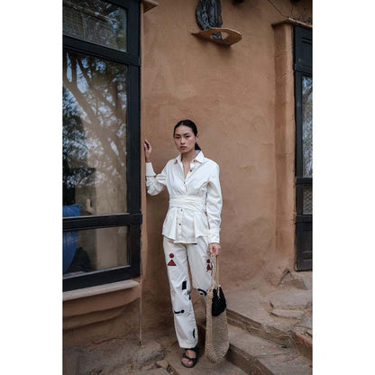 The Terra tribe Off White Nara Front Knot Shirt