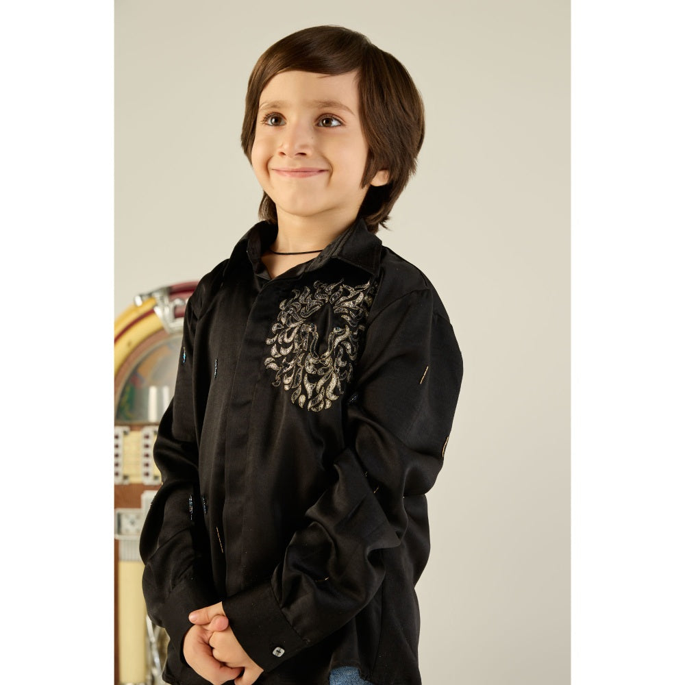 Tilsim by Sagarika Mehrotra Black Gilded Lion Shirt