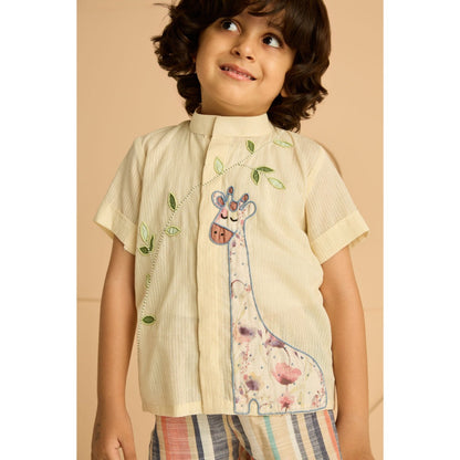 Tilsim by Sagarika Mehrotra Cream Giraffe Shirt & Shorts (Set of 2)