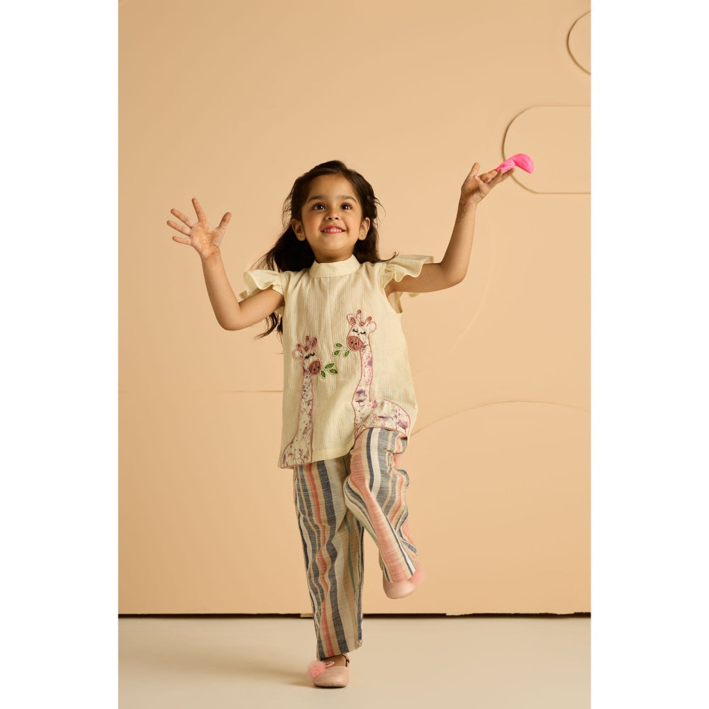 Tilsim by Sagarika Mehrotra Girls Giraffe Co-Ord Cream (Set of 2)