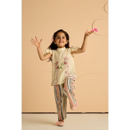 Tilsim by Sagarika Mehrotra Girls Giraffe Co-Ord Cream (Set of 2)