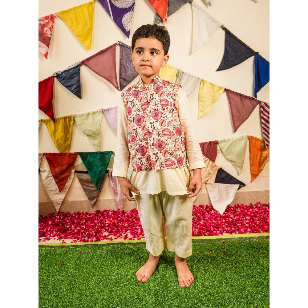Tilsim by Sagarika Mehrotra Anar Ratna Printed Jacket with Kurta and Pyjama (Set of 3)