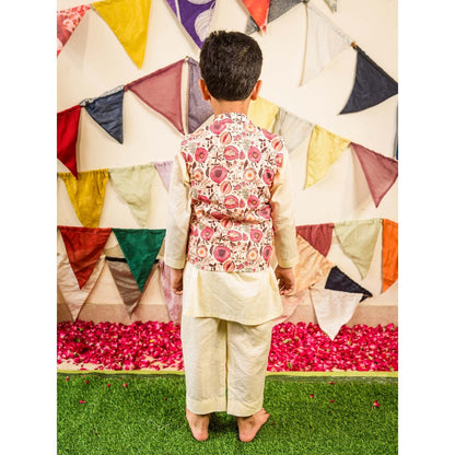 Tilsim by Sagarika Mehrotra Anar Ratna Printed Jacket with Kurta and Pyjama (Set of 3)