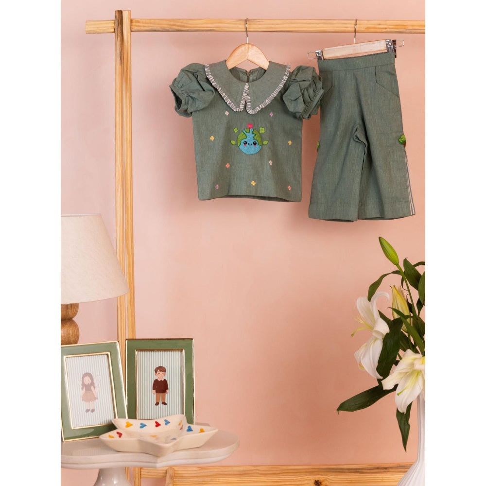 Tilsim by Sagarika Mehrotra Earth Love Green Embroidered Co-Ord Set