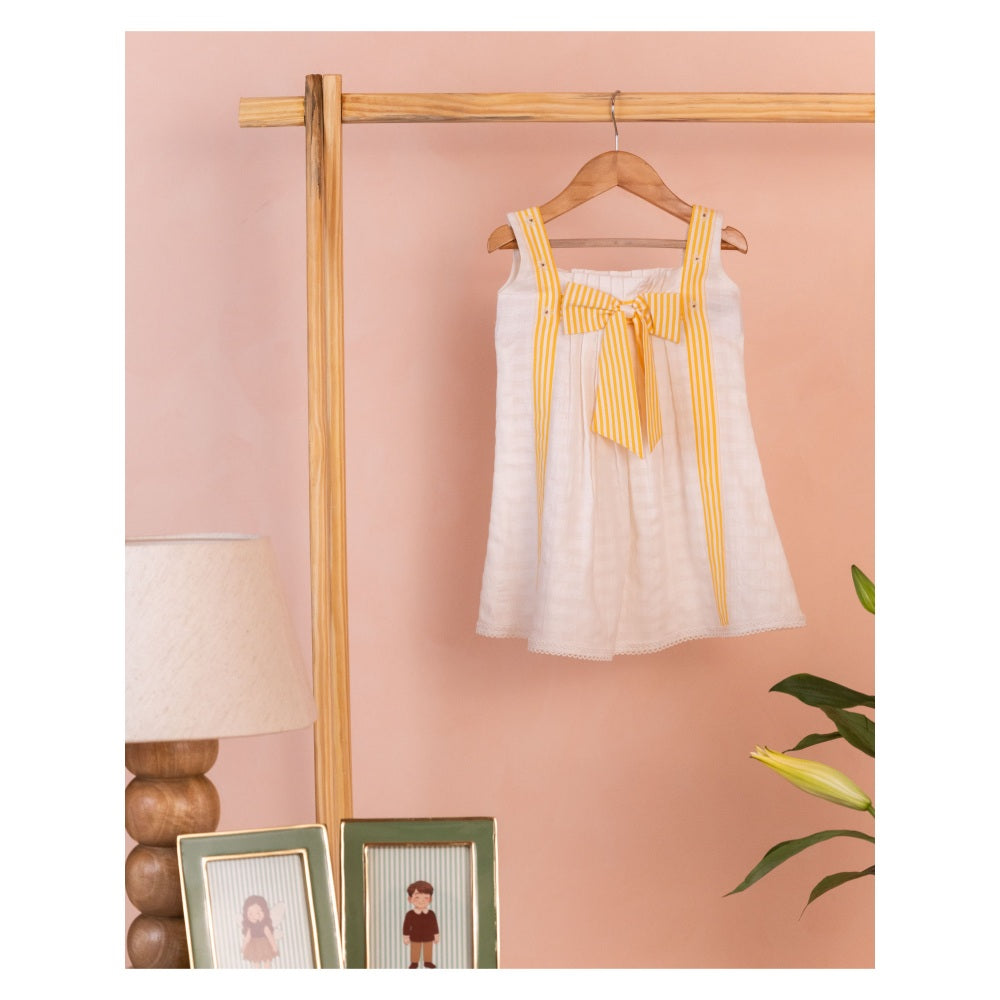 Tilsim by Sagarika Mehrotra White Daisy Delight Dress