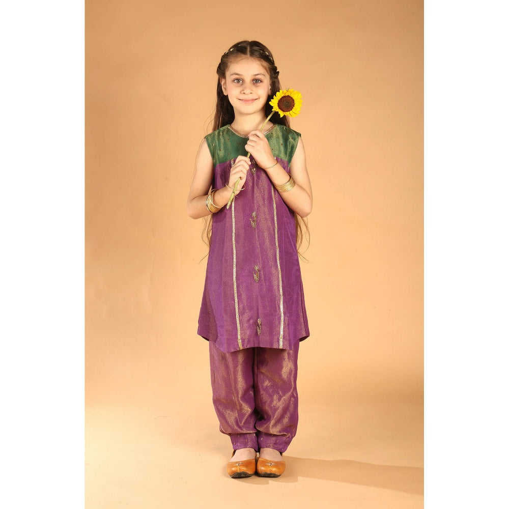 Tilsim by Sagarika Mehrotra Palash Kurta With Patiyala Pant