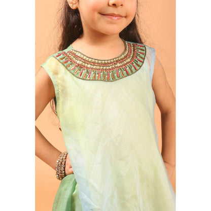 Tilsim by Sagarika Mehrotra Gulbahaar Kurta With Slip And Pant