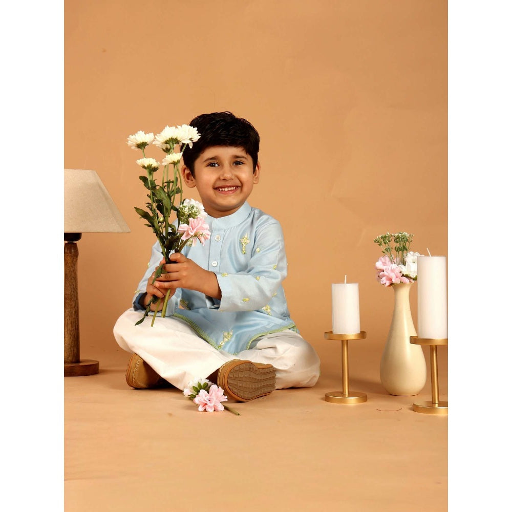 Tilsim by Sagarika Mehrotra Phool Raga Blue Hand Embroidery Kurta And Pyjama