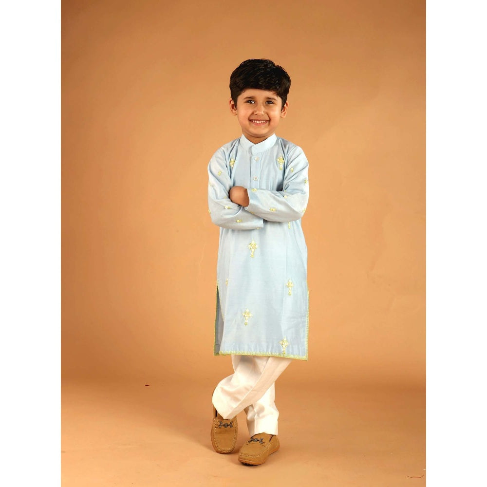 Tilsim by Sagarika Mehrotra Phool Raga Blue Hand Embroidery Kurta And Pyjama