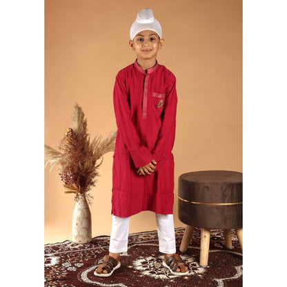 Tilsim by Sagarika Mehrotra Gulnaar Red Hand Embroidery Kurta And Pyjama