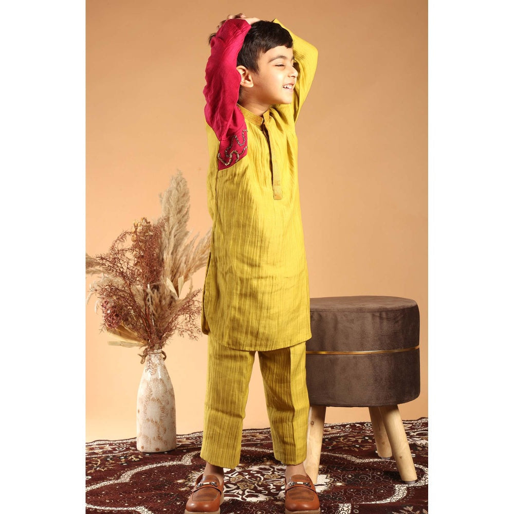 Tilsim by Sagarika Mehrotra Kesar Gul Mustard Hand Embroidery Kurta And Pyjama