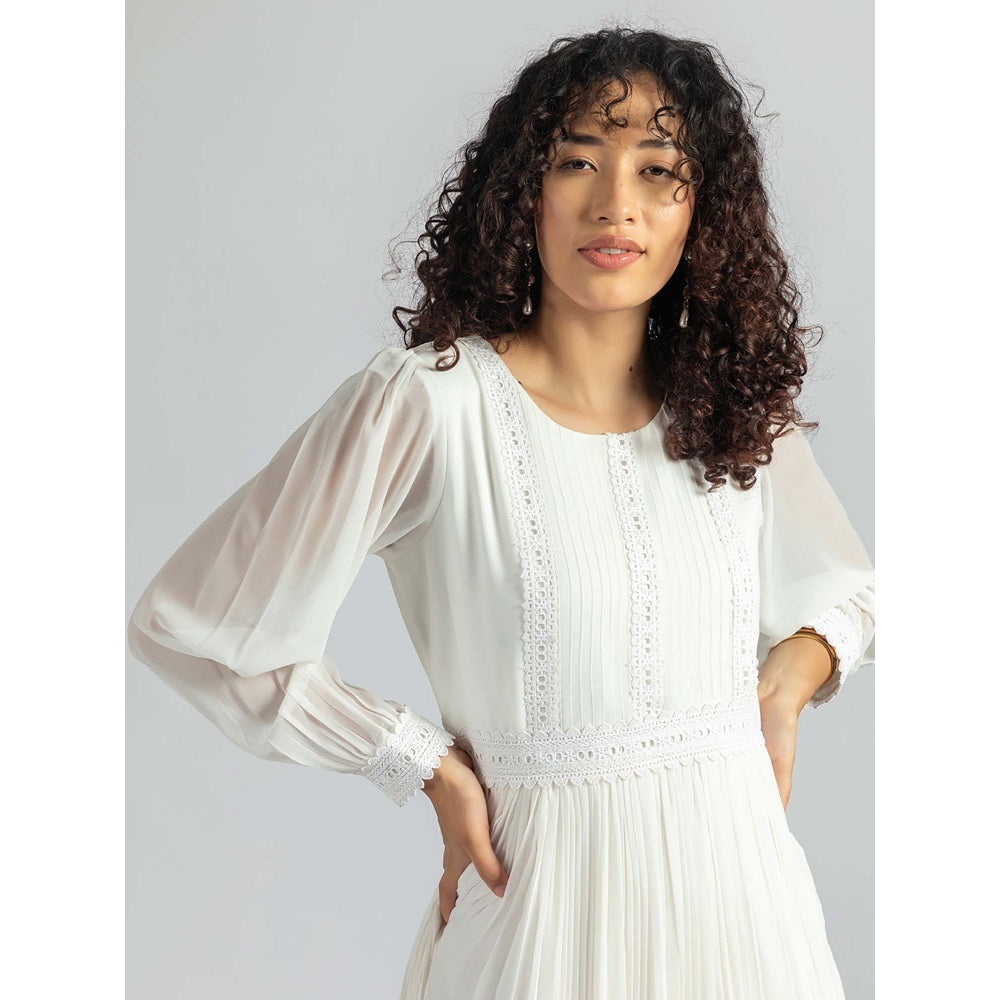 Torsha White Serene Flared Dress