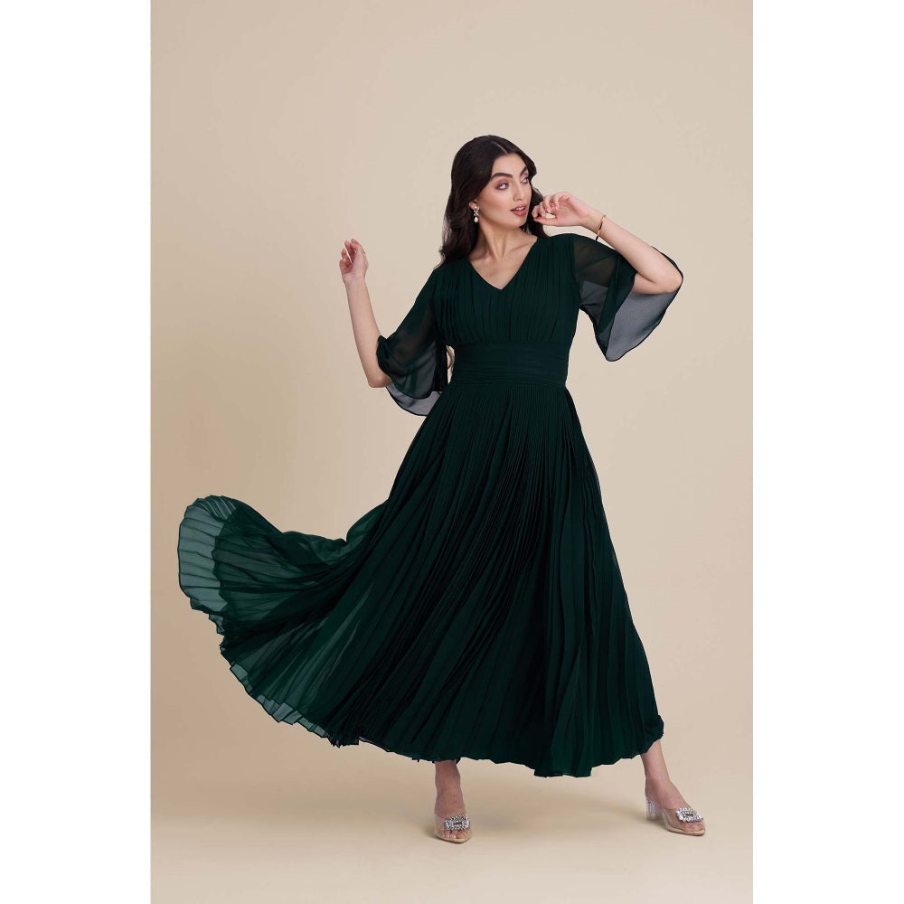 Torsha Grace In Green Dress