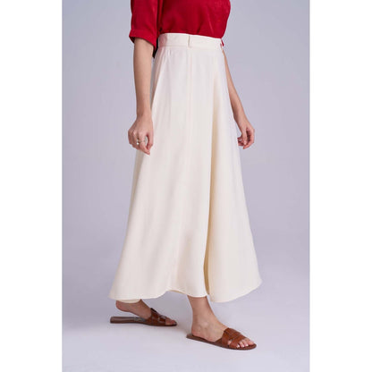 Torsha White Pearl Line Skirt