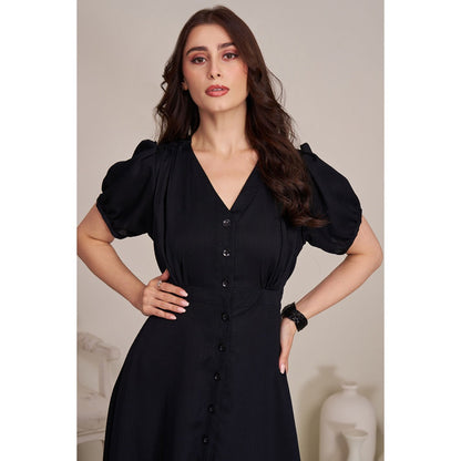 Torsha Womens Black Solid Dress