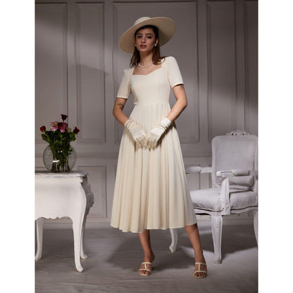Torsha Vintage Off -White Midi Dress