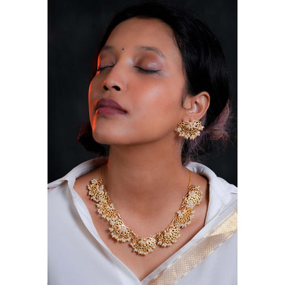 TOTAPARI Gold Lotus Mist Jewellery Set