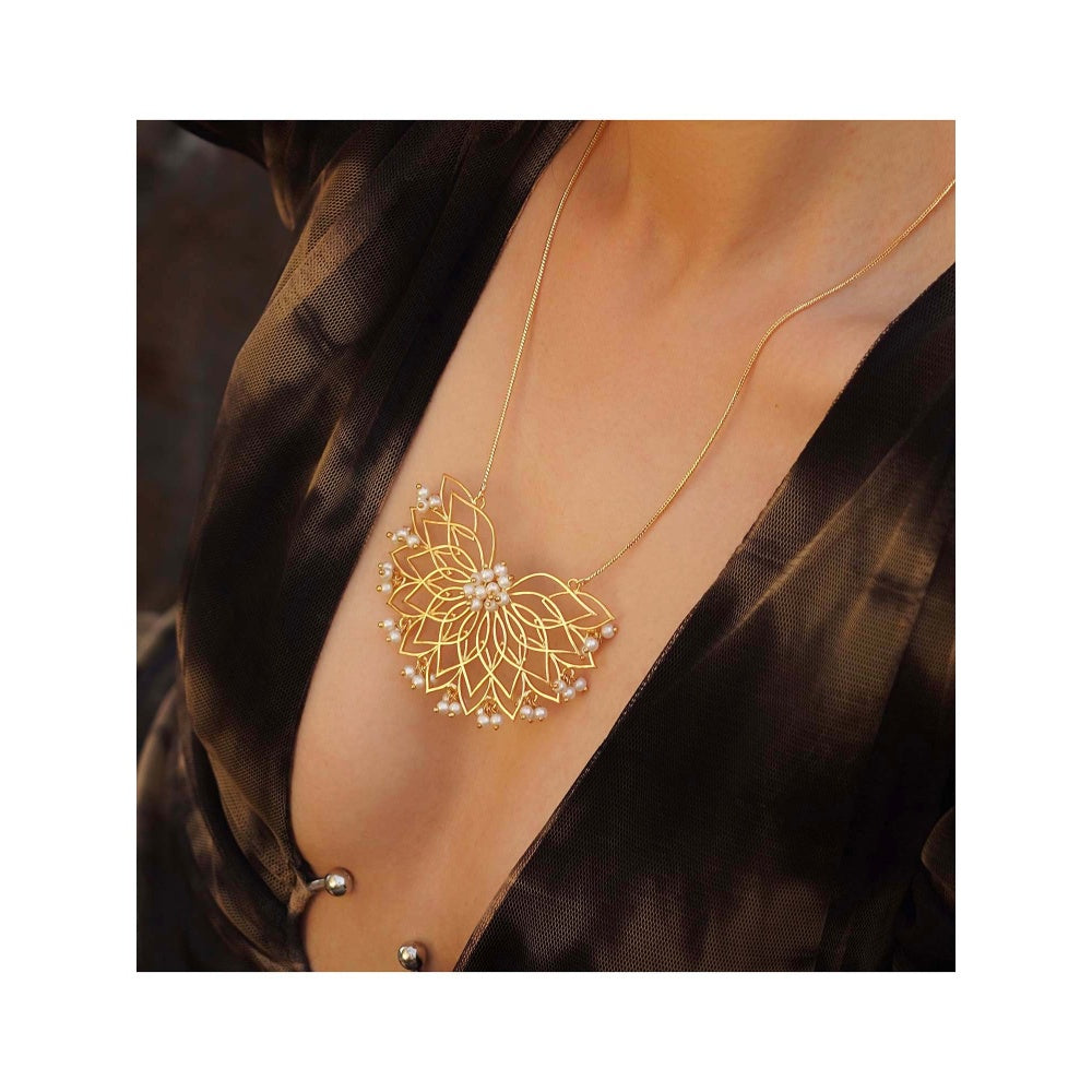 TOTAPARI Gold Water Lily Jewellery Set
