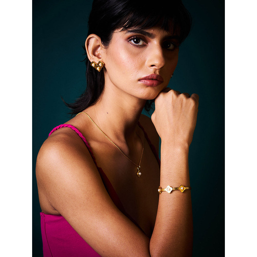 Trazenie Chameli Jewellery Set - Studs with Choker with Bracelet