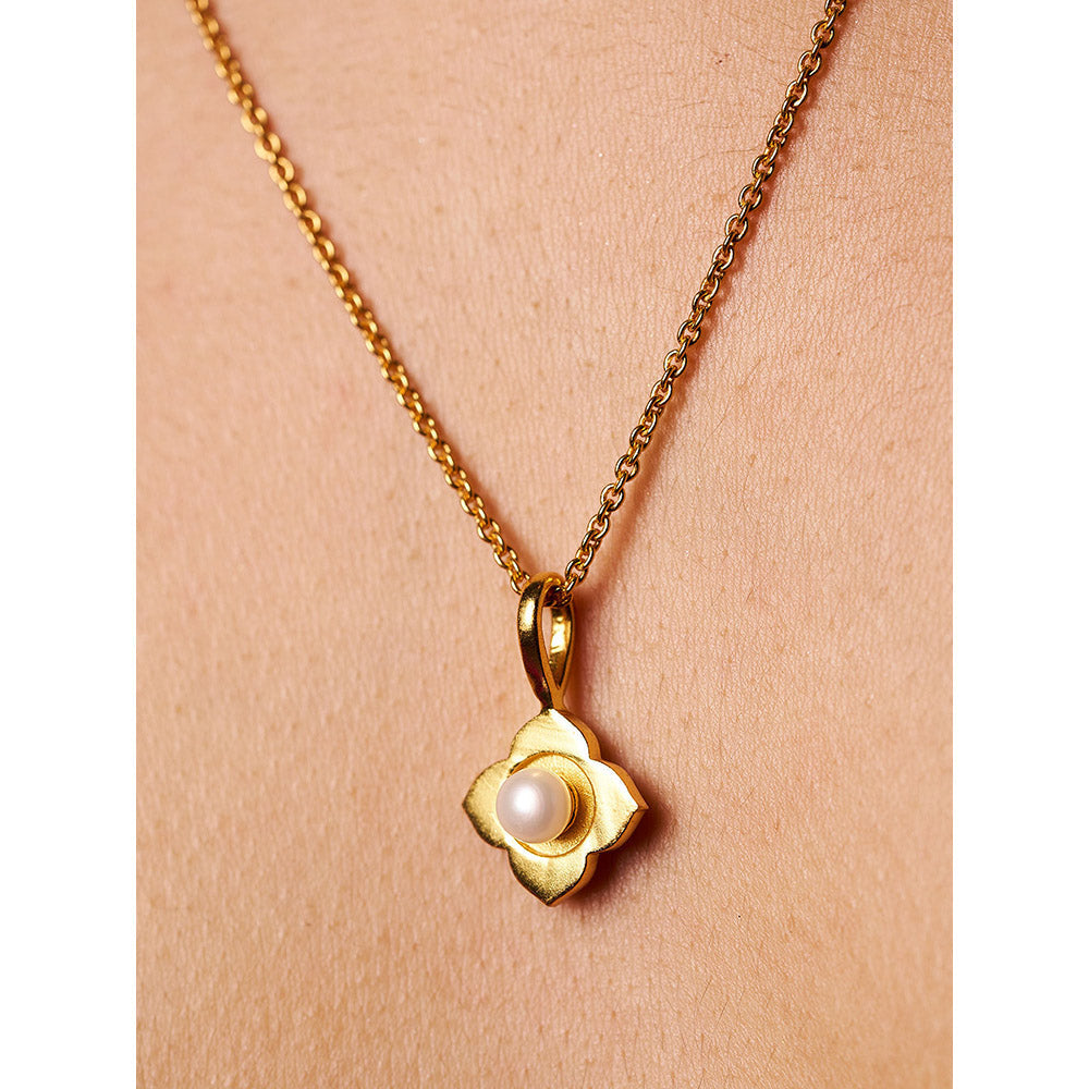 Trazenie Chameli Necklace