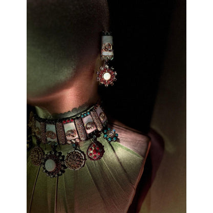 Tussya by Shreya Durra Pearl Set