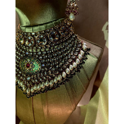 Tussya by Shreya Inayah Bridal Jewelry Set