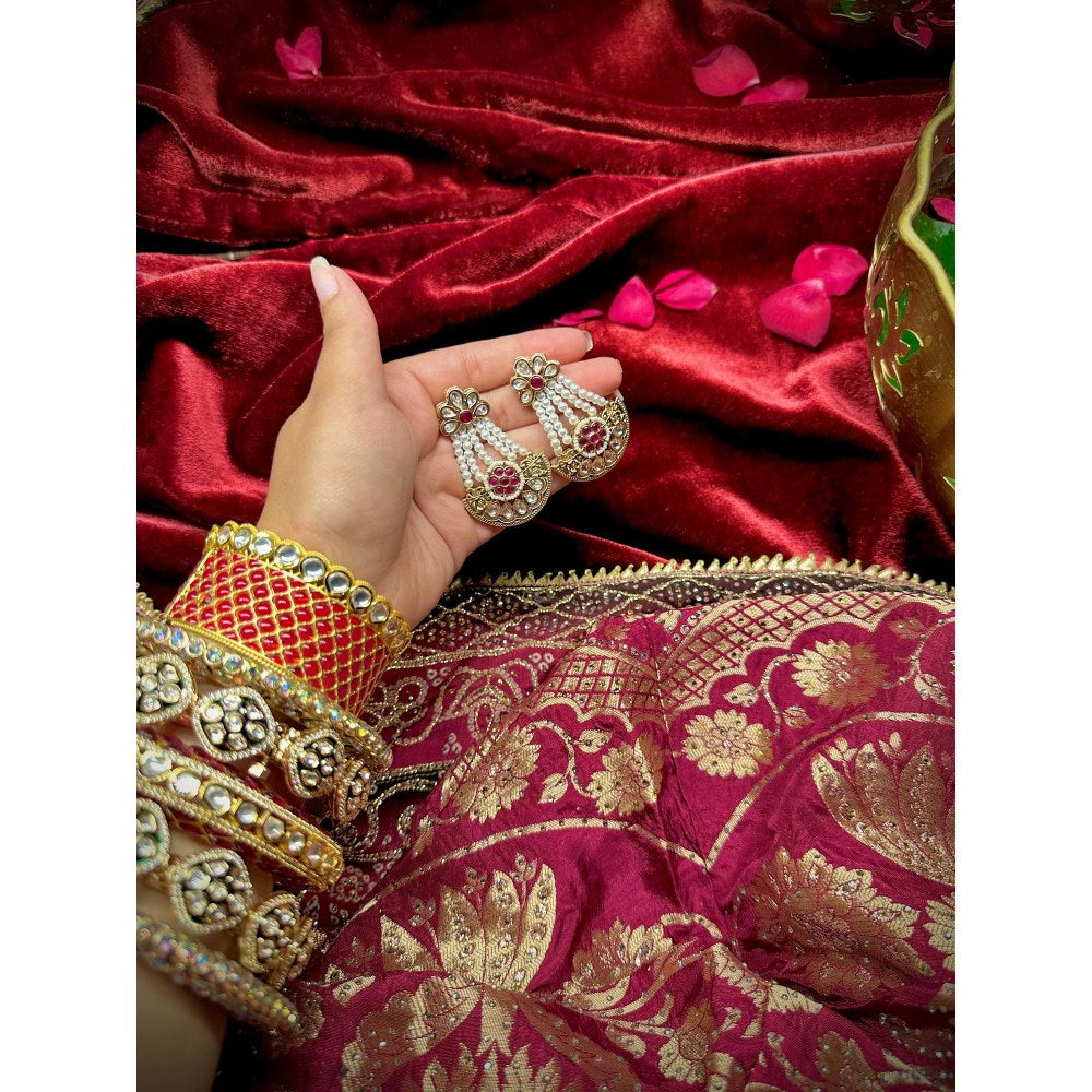 Tussya by Shreya Chandni - White
