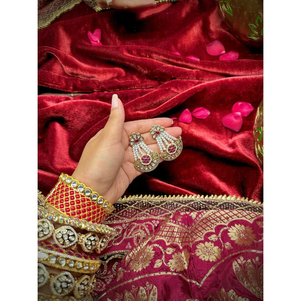 Tussya by Shreya Chandni - White