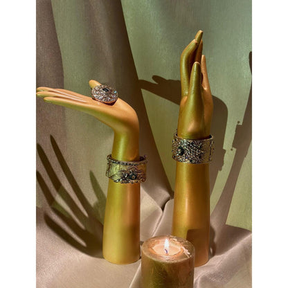 Tussya by Shreya Shazra Cushion-Cut Kada
