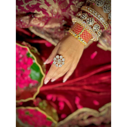 Tussya by Shreya Kashni - Gold