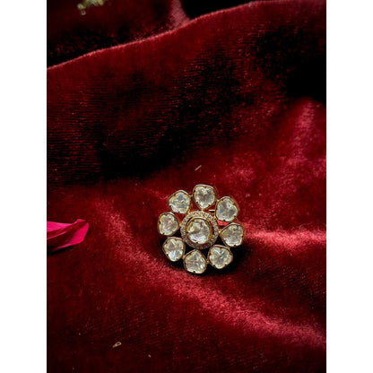Tussya by Shreya Kashni - Gold