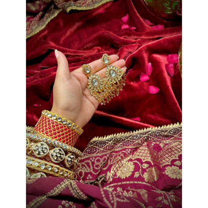 Tussya by Shreya Chandra - White