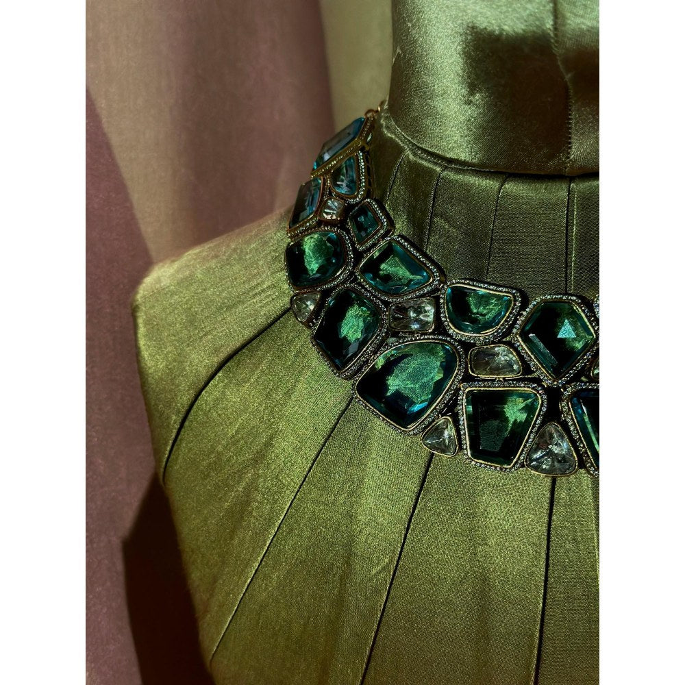 Tussya by Shreya Moana Diamond Set