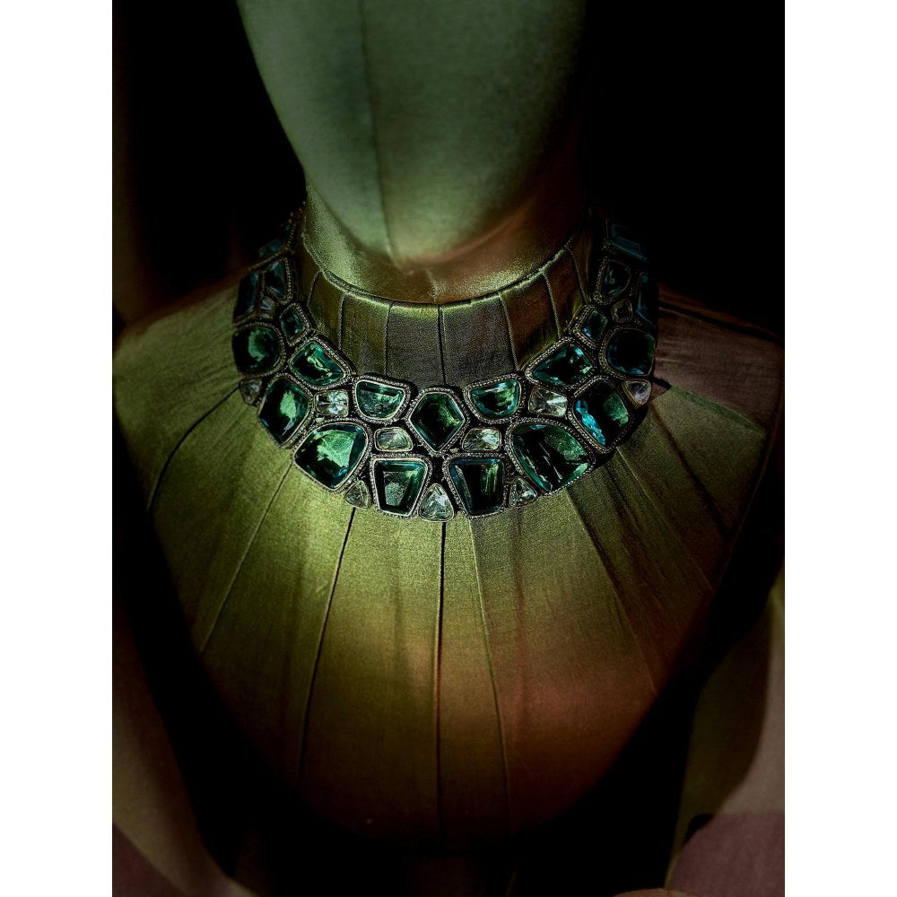 Tussya by Shreya Moana Diamond Set