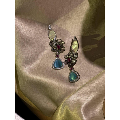 Tussya by Shreya Neelamani Necklace Set